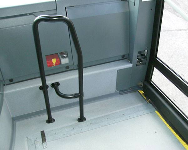 Direct Gritting used on a bus